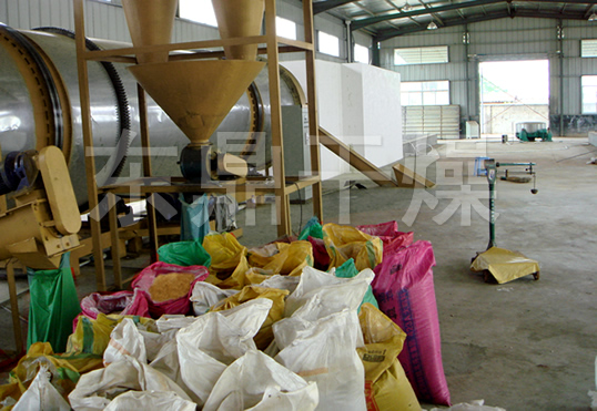 酒渣烘干機(jī)，酒渣烘干現(xiàn)場，酒糟烘干機(jī)
